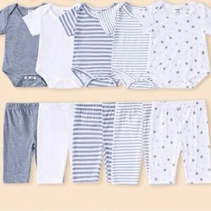 Baby Bodysuit and Pants Set in Blue and White